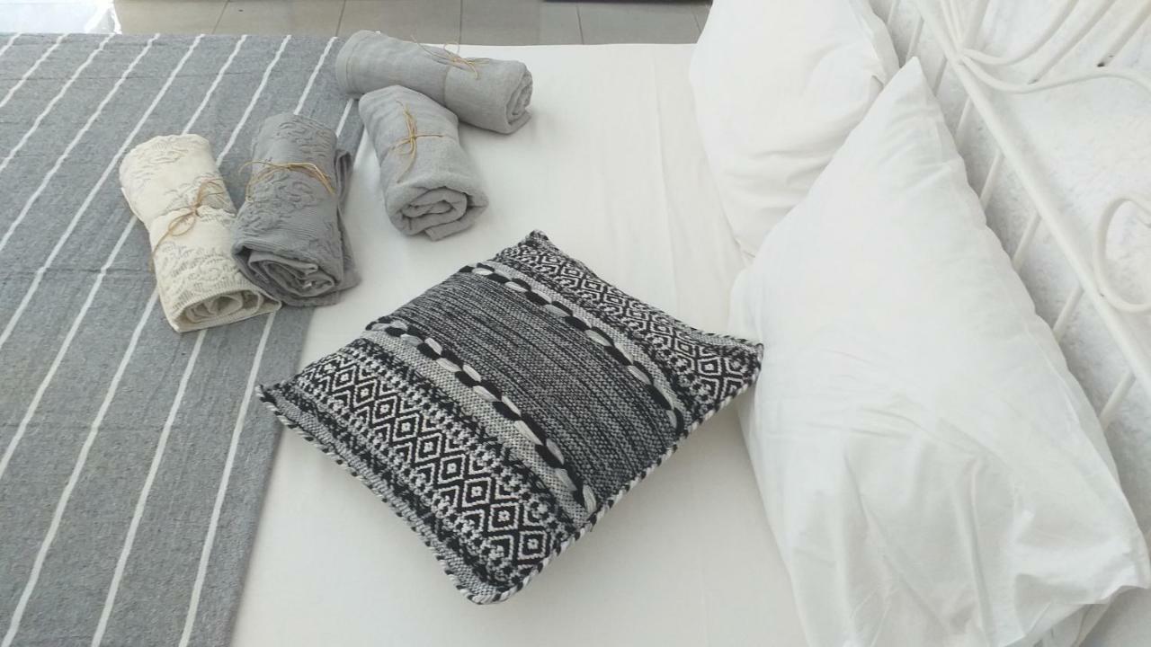 Meli'S Studio Apartment Pefkochori Ngoại thất bức ảnh